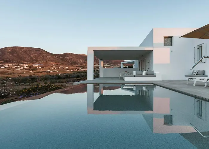 Golden Coast Daphne Private Wadingpool Gem Chrisi Akti (Paros)