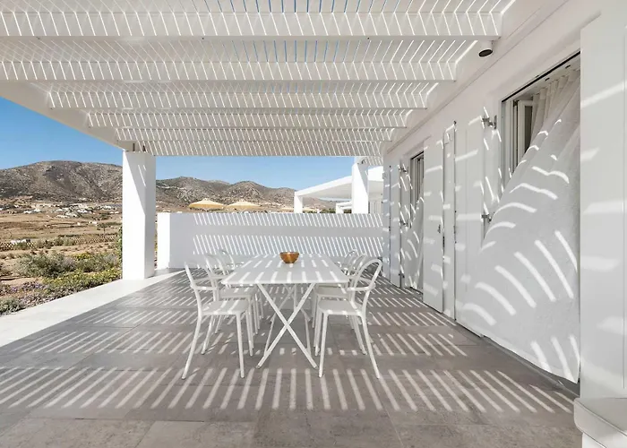 Golden Coast Daphne Private Wadingpool Gem * Chrisi Akti (Paros)